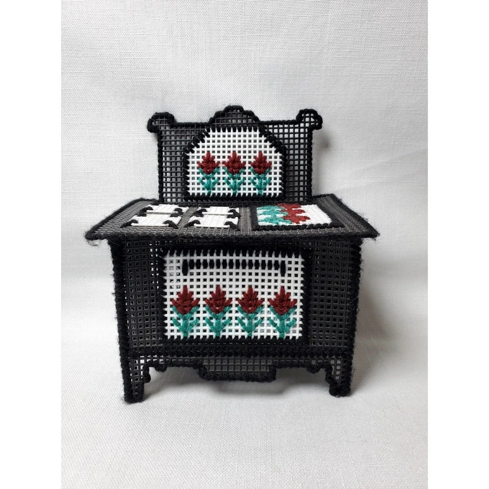 Vintage Plastic Canvas Trinket Chest Handmade Needlepoint Floral Cottagecore‎